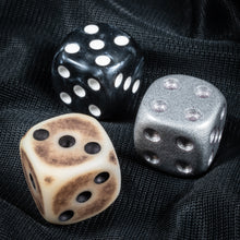 Load image into Gallery viewer, Non-Transitive Dice
